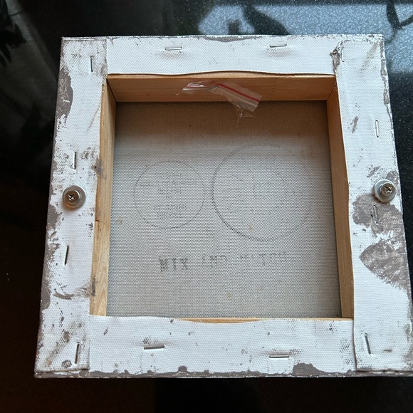 Small Sarah Brooke Silver Canvas - Picture 2 of 5